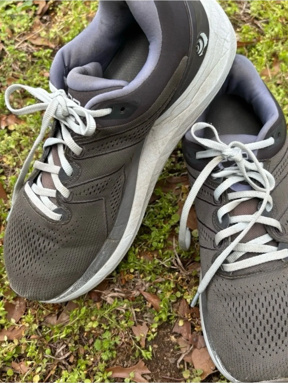 Women's Gray Lightweight Breathable Sneakers